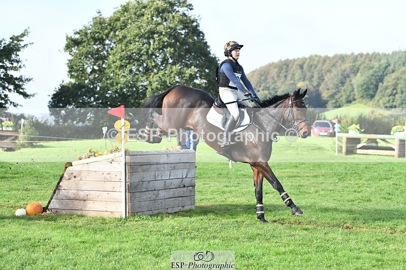 231020-105721-06022 - 030-MONBEG.SHELBY-Kat.Raybould-XC