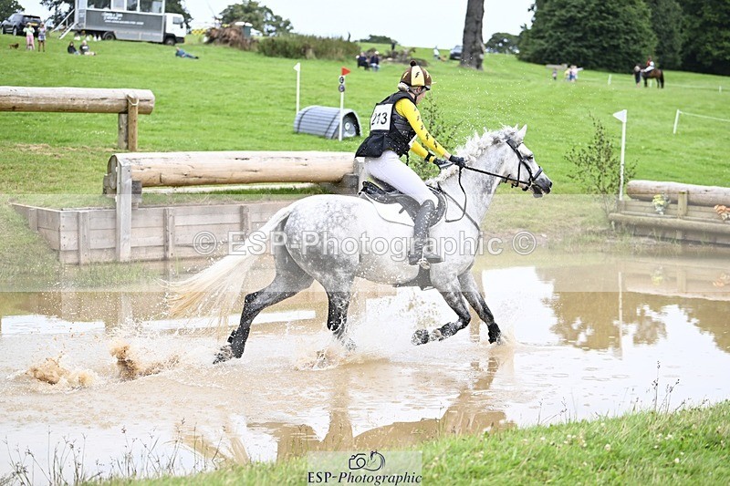 240803-141017-07461 - 213-Rachel_Brown-THE_BARE_NECESSITIES