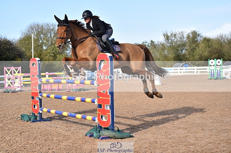 231101A-125906-00308 - Cls 5 Foxhunter & 1.20m Open