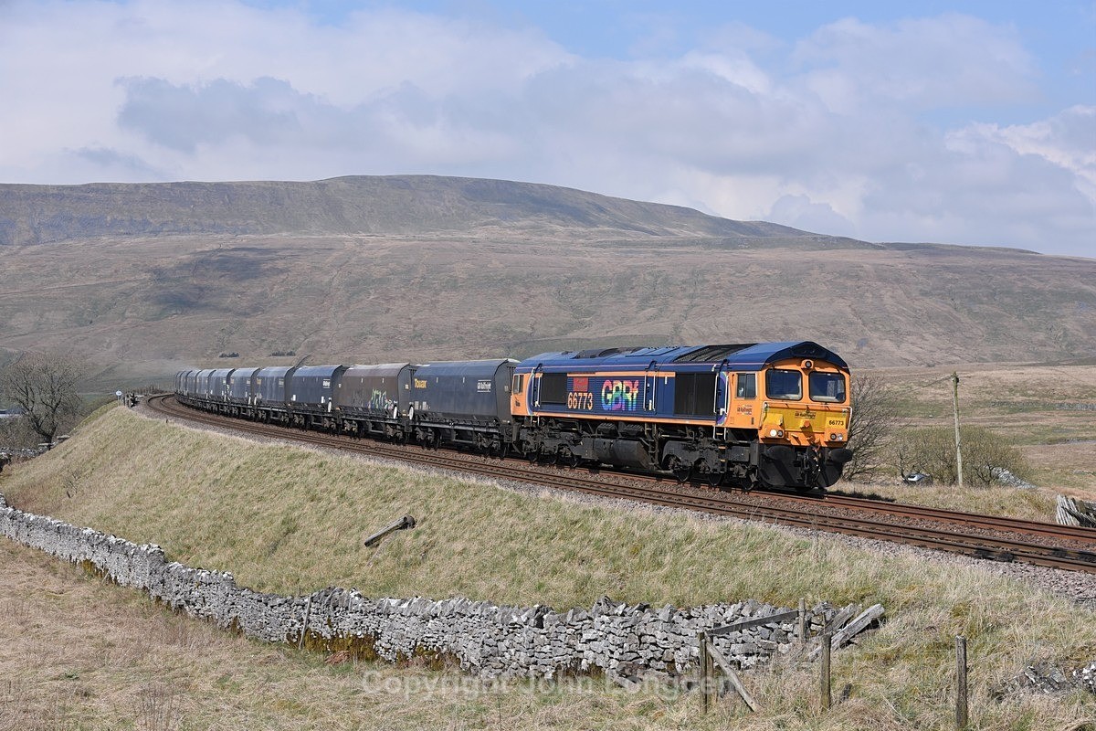 JL - 21.4.23 66773 6M37 Arcow - Pendleton, Ribblehead - Ribblehead