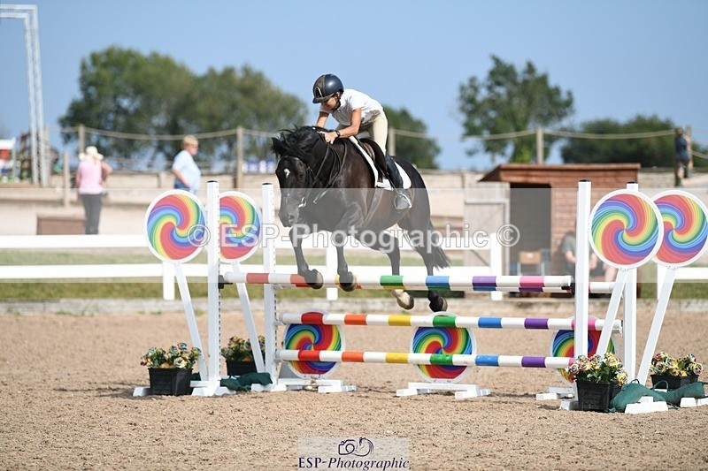 250725-162009-03882 - Cls 10 1.05m Amateur Quali