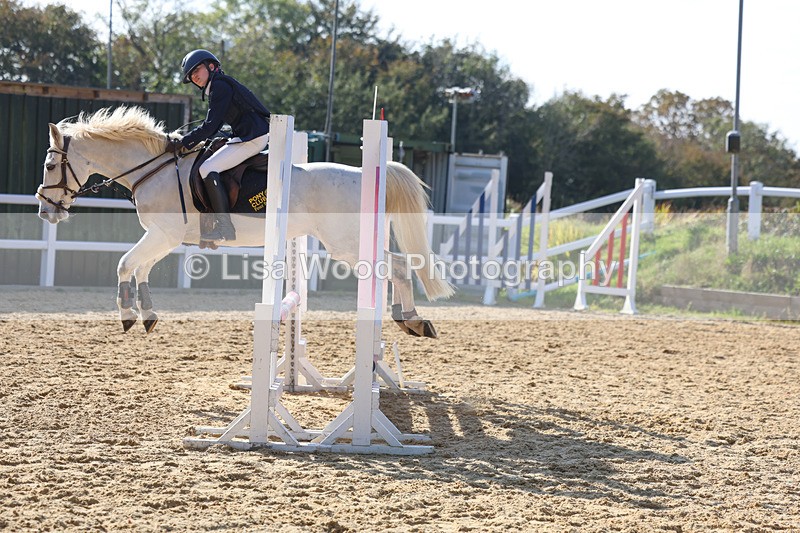 3E7A7879 - Class 4: 70cm open