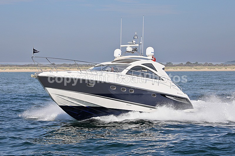 190824 KANAJOBE - FAIRLINE TARGA 47 1Y3A9116 - Motorboats - Hardtop