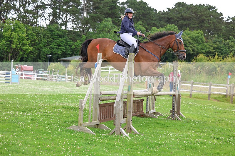 3E7A3924 - Class 6: Hawkins Motors Senior 1.00m Derby