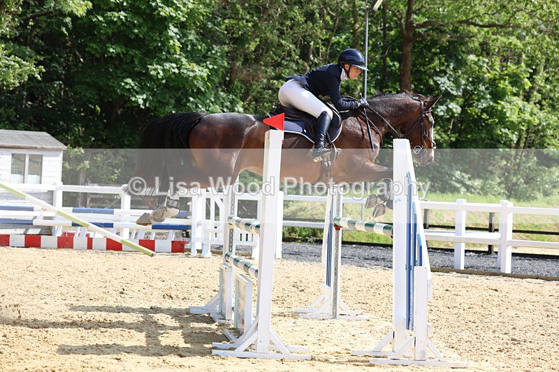 3E7A1327 - Class 14: Senior 1.15m Open