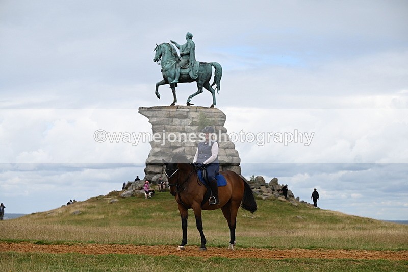 DSC_9110 - Time at Statue 14:33 to 15:10
