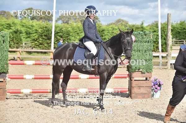 JAC_6114 - CLASS 6 SAT Springboard 128cm/ 138cm Restricted Handicap