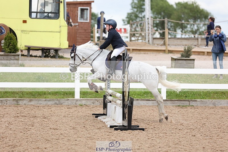 240630A-175735-16231 - Cls 28 Stepping Stones 128cm + 138cm