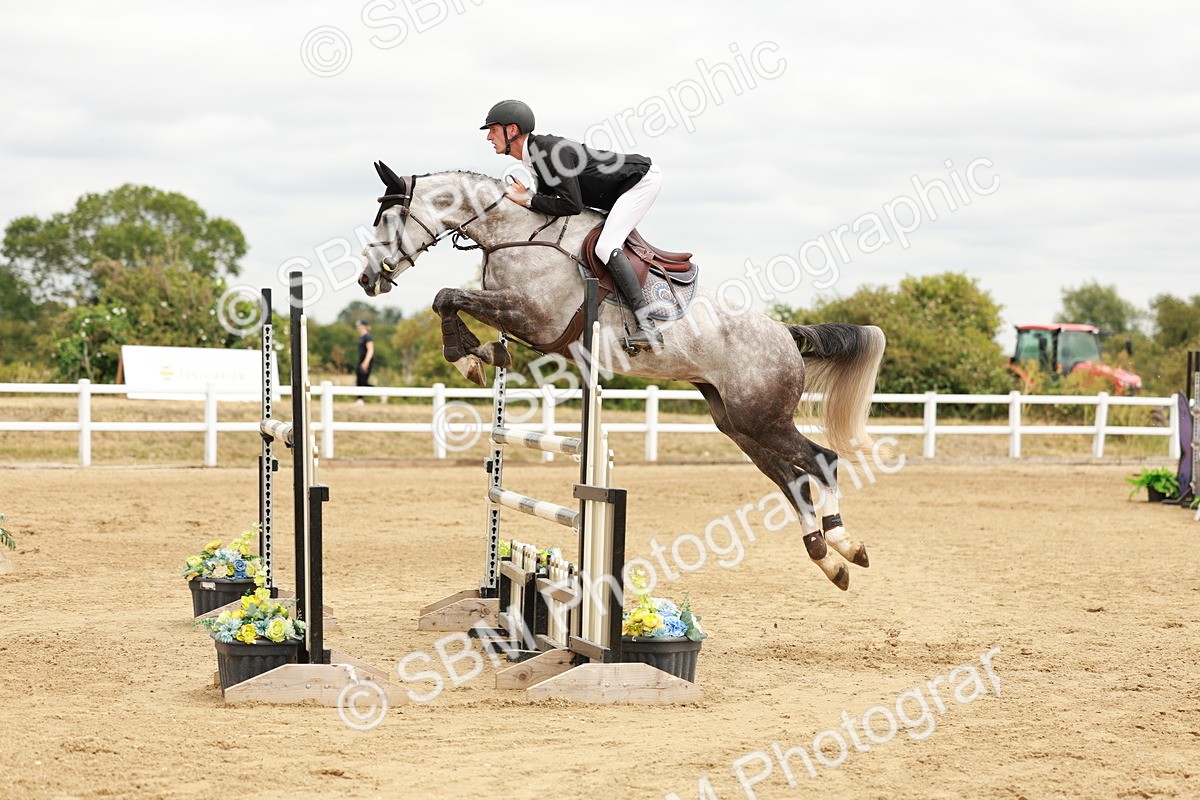 SBM_018125 - Class 21 - Senior Newcomers Championship 2d Rd