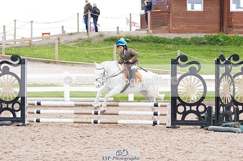 250505-121320-04308 - Cls 18+19 Club and Schools 60cm