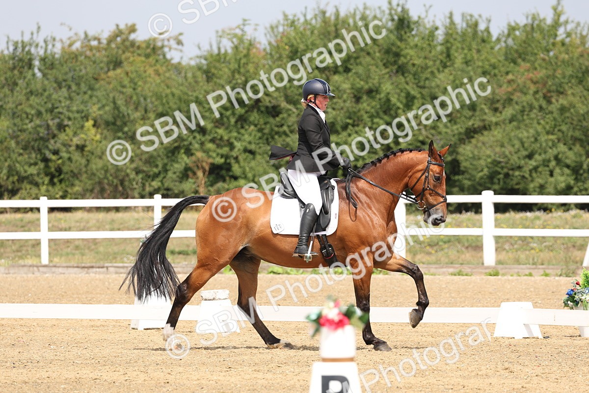 SBM_006192 - Class 6 - novice 6 - 11.50-12.46