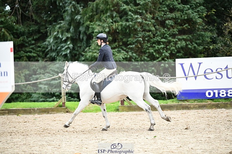 251004A-172901-02456 - Classes 12 & 13 90cm