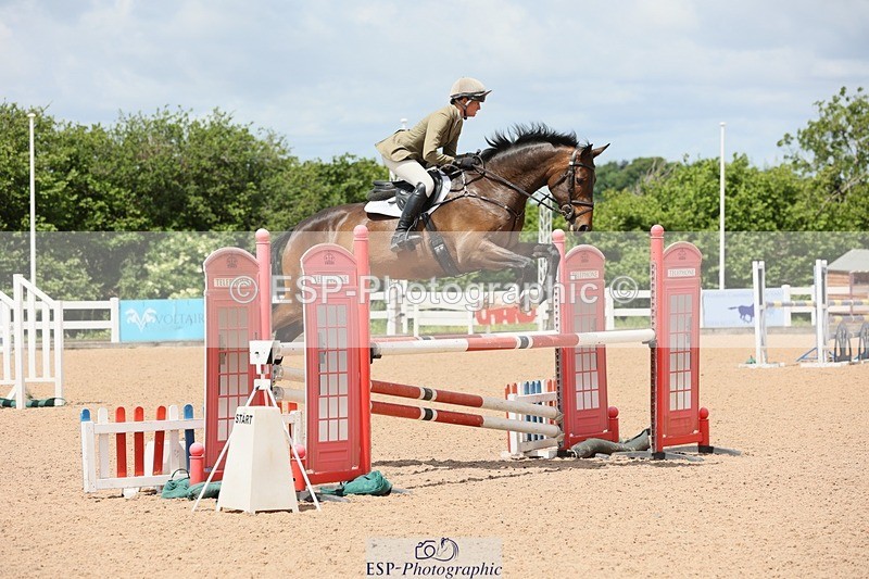 250528-123417-00742 - Cls 3 Snr 1.05m Open