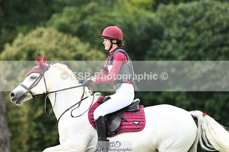 240825X-115031-32140 - 70cm XC 11.00 to 12.00