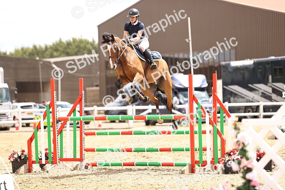 SBM_003820 - Class 22 - Senior Foxhunter 1.20m