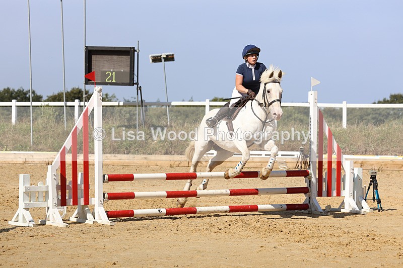 3E7A1124 - Class 7: 70cm Senior