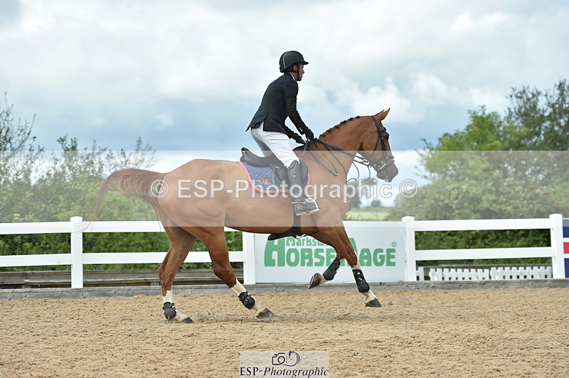 230723A-134536-12132 - Cls 24, 1 Star Gold 1.30m