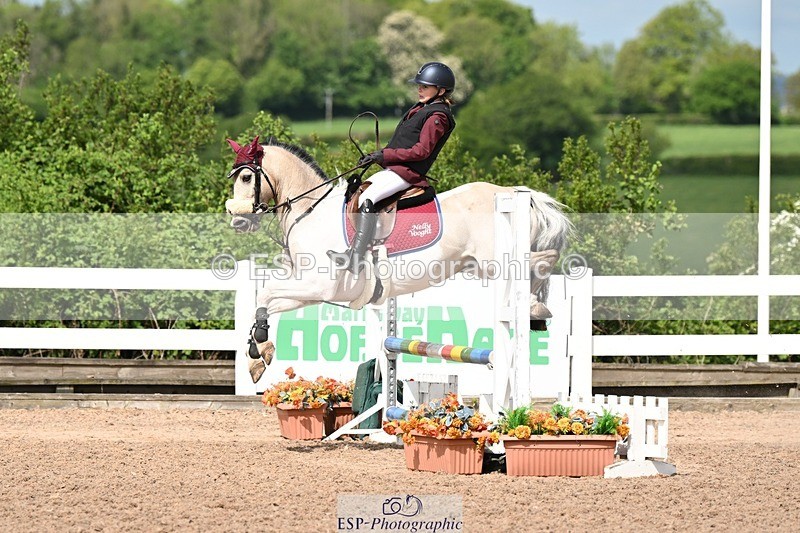 250504-110021-02255 - Cls 15+16 Club and Schools 70cm