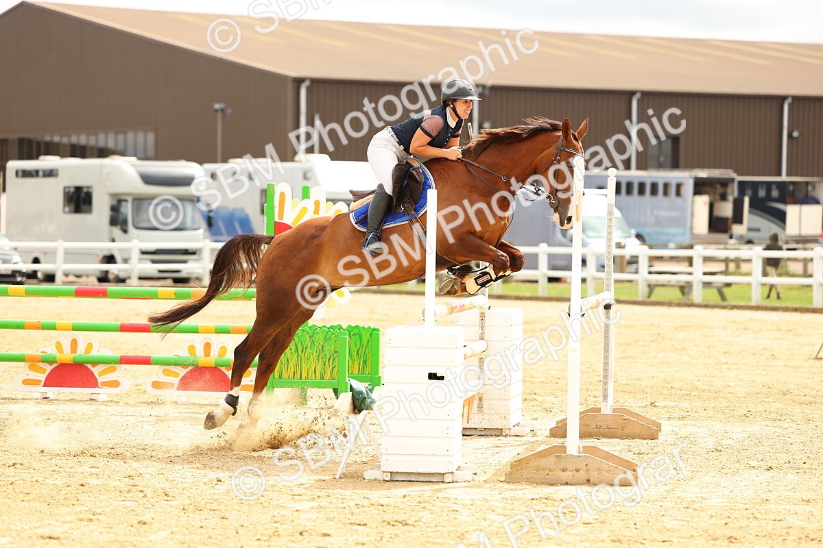 SBM_010101 - Class 3 - Senior Newcomers - 1.10m Open