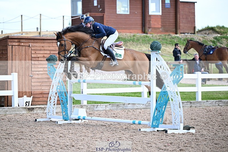 240605A-145255-00812 - Cls 4 Newcomers and 1.10m Open