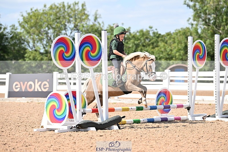 250821B-145516-00883 - Group D - Thomasina