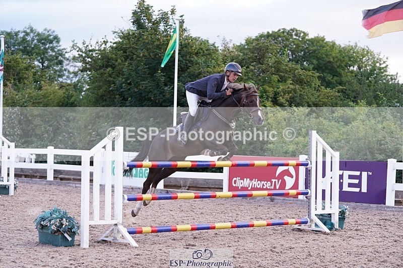 250628-202836-08599 - Cls 26 Pony Foxhunter & 1.10m Open