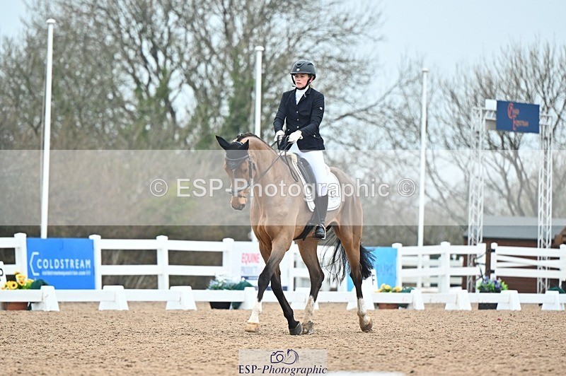 250214-135014-02019 - 217-Yasmin.Olsson-Sanderson-Top.Biats