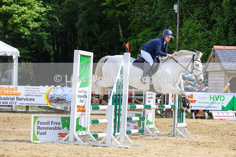 3E7A8823 - Class 4: Senior British Novice/90cm open