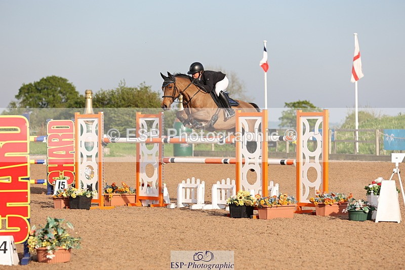 240511A-183709-15894 - Cls 39 Chard Equ Derby