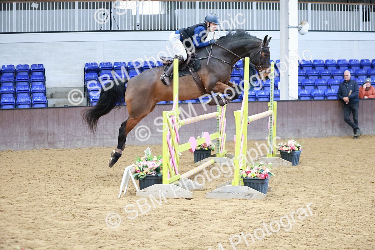 SBM_003998 - Class 11 - Senior Newcomers - 1.10m