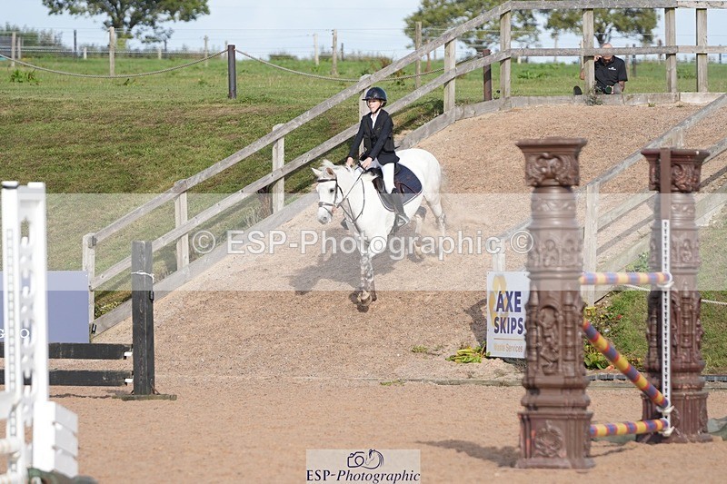 260926-155354-01318 - Cls 13 70cm Speed Derby
