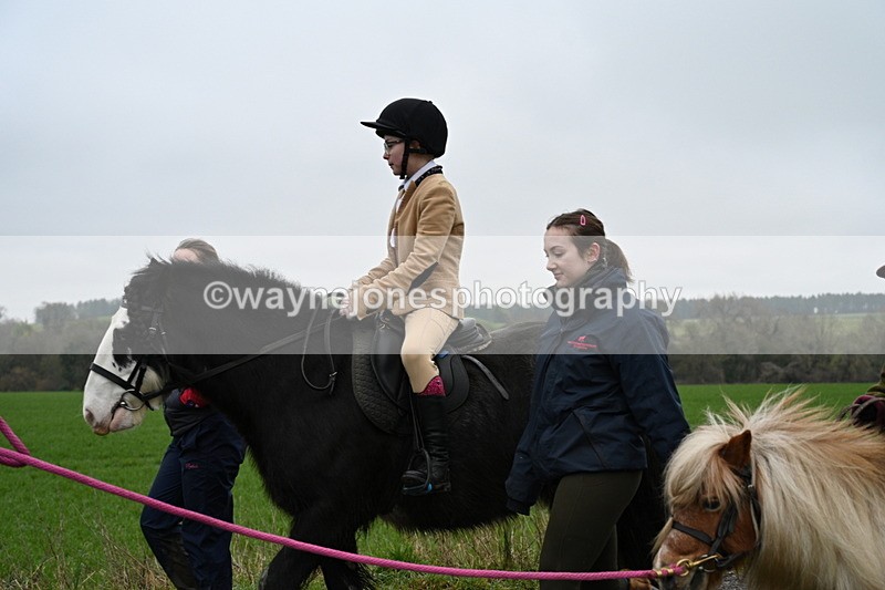 WJ7_9854 - Walk out..