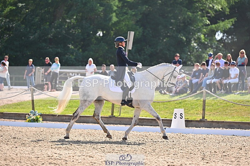 250523A-163916-08305 - A-066-Jemima.Howden-MONBEG.WHISPER