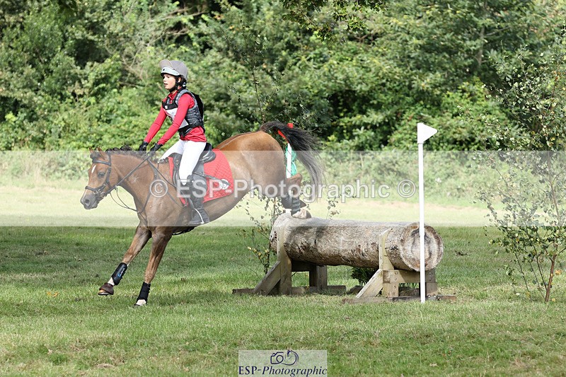 240825X-110940-32215 - 70cm XC 11.00 to 12.00