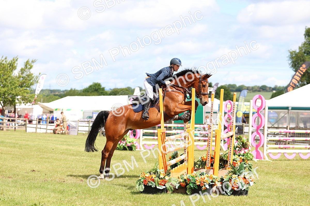 SBM_13643 - Class 206 - Senior Newcomers - 1.10m Open