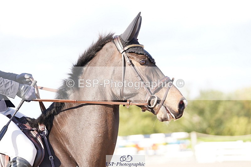 241004A-101320-00045 - Fri 01 Snr Disco & 1.00m Open