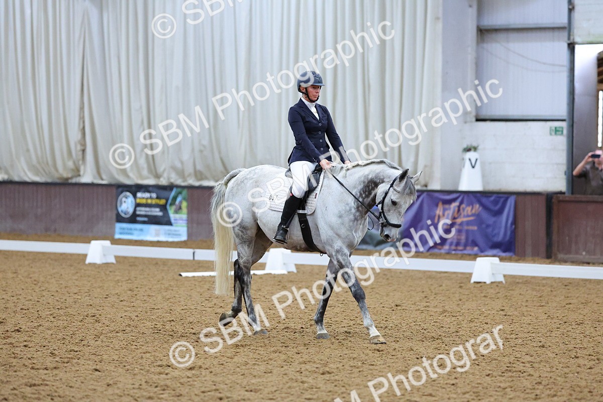 SBM_000286 - Class 2 - Intro 3 Championship - 8.51-9.47