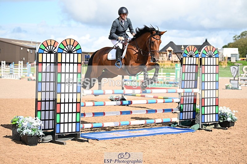 240912A-105950-00457 - Cls 2 Snr Newcomers