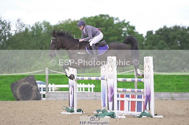 230806A-110102-01486 - Cls 13 Snr Newcomers & 1.10m Open