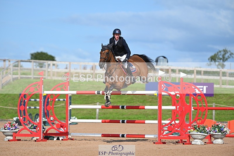 230721A-170314-07957 - Cls 10, 2 Star Big 1.45m Break to End