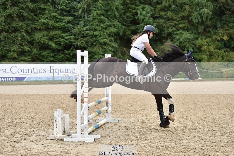 240802-101826-00786 - 70cm Round 1