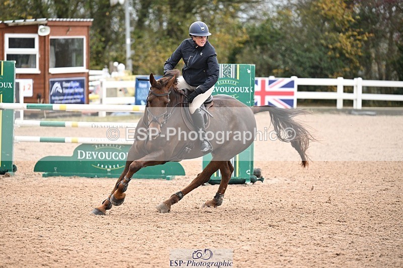 251105-141530-00826 - Cls 06 Fox & 1.20m