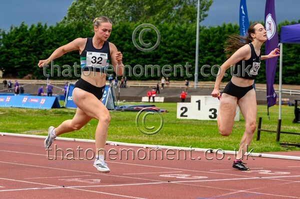 CEM26-914722 - Track Female Set Two