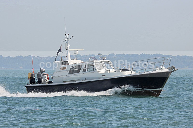 150701 BLACK SWAN WT7A0210 - Work / Fishing Boats
