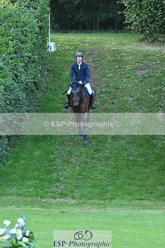 230909-185356-08171 - Cls 14 Snr 1m Derby