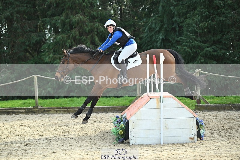 250309A-141202-01619 - Cls 03 90cm 13.50 to CW