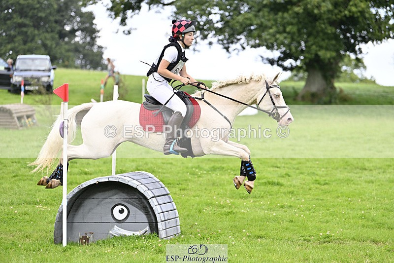 240804-162745-17970 - 614-Jessica_Lee-TULLY_FLOWER