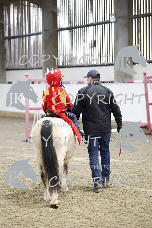 _T0A0870 - Class 1 Cross poles