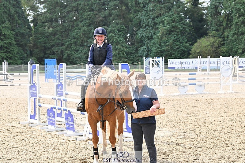 240818-101046-03631 - Cls 8B 90cm Open