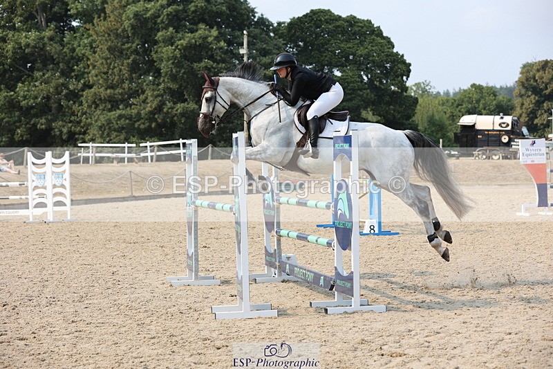 250816A-160425-02624 - Cls 9 Snr 1.10m Open